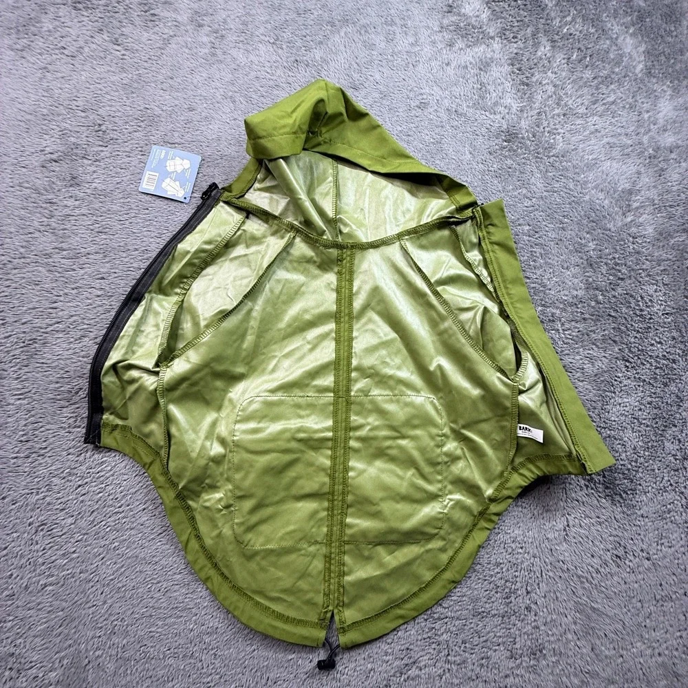 BARK Home Dog Rain Coat Jacket Lightweight Soft Shell Green NWT M/L